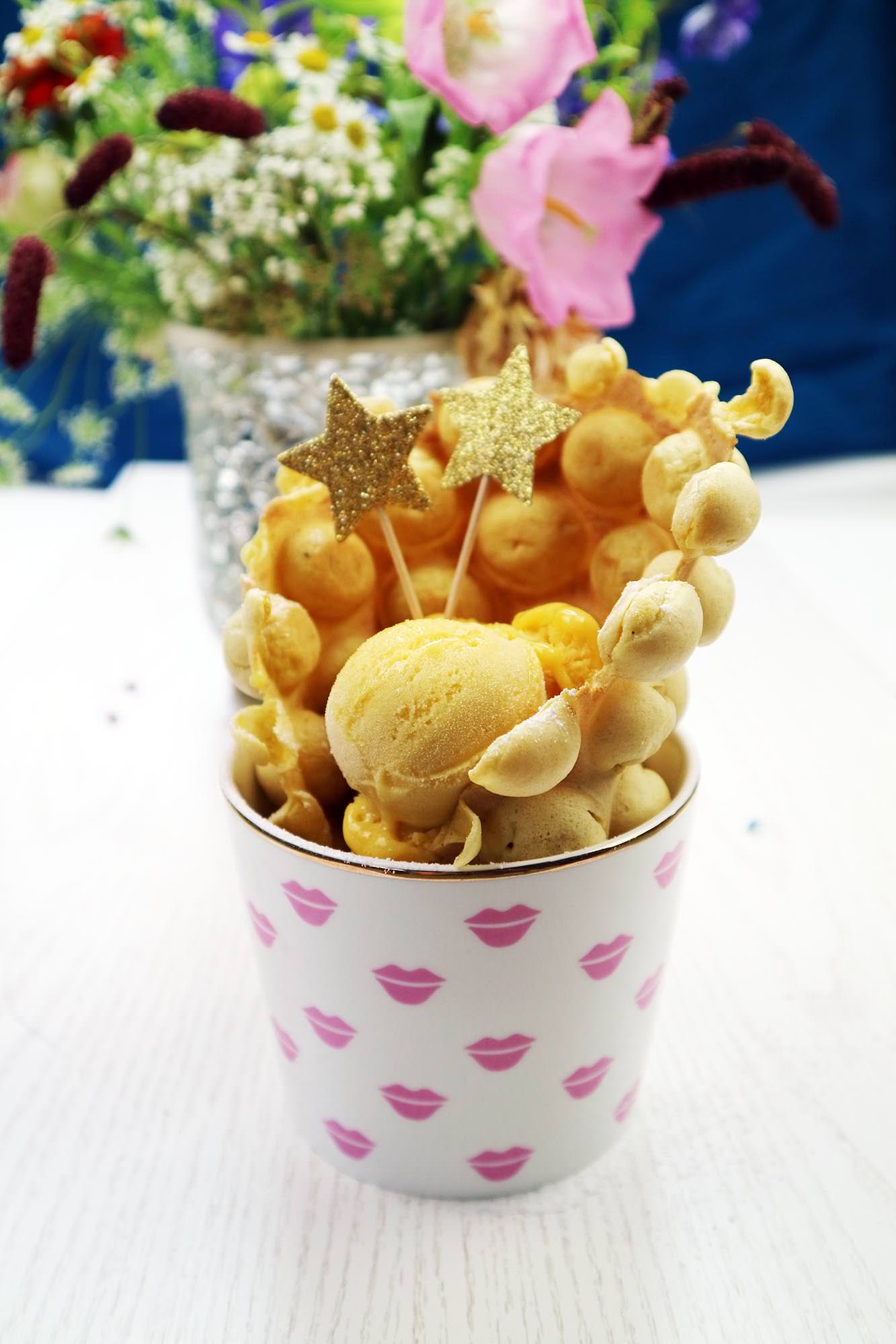 Egg Waffles mit Eis
