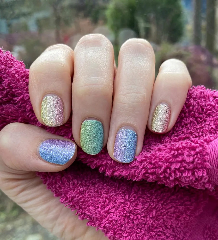 nagelfolie personail regenbogen